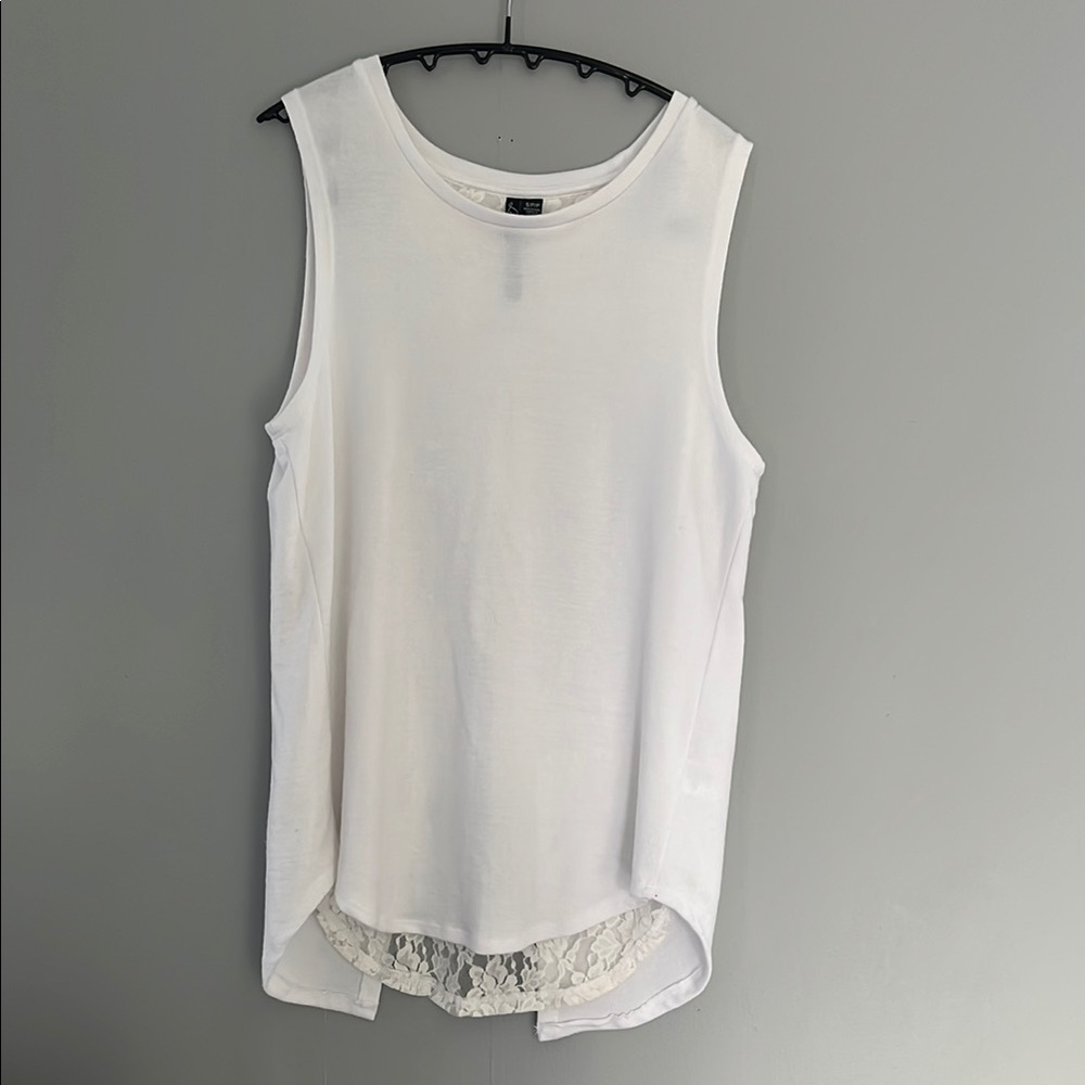 White La Classe Couture Asymmetrical Sleeveless Tank Top
